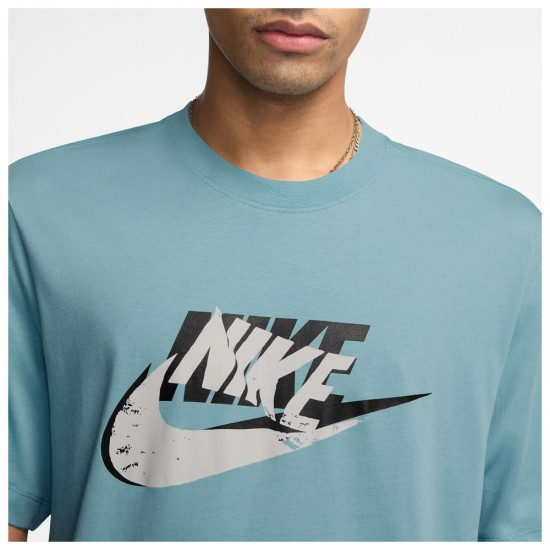 Nike Ανδρική κοντομάνικη μπλούζα Sportswear Futura Nike Ανδρική κοντομάνικη μπλούζα Sportswear Futura